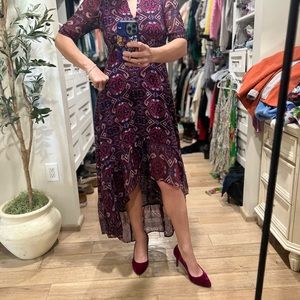 Express size S purple high low lovely